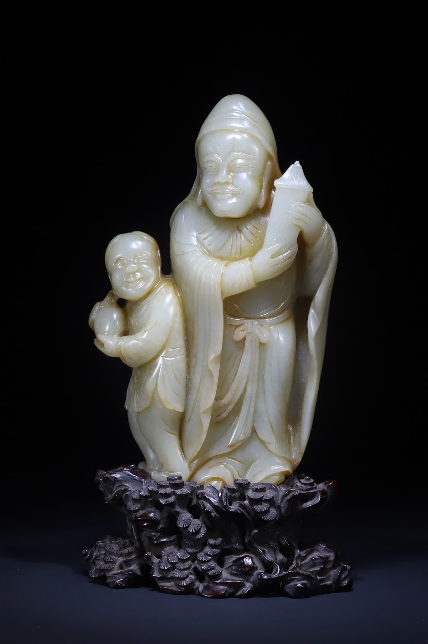 A Qing Dynasty rosewood seed material Hu people talk about opera ornaments - 4