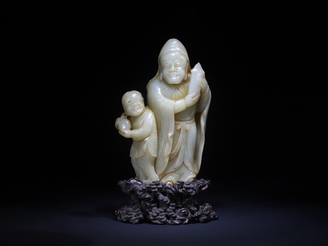 A Qing Dynasty rosewood seed material Hu people talk about opera ornaments - 7