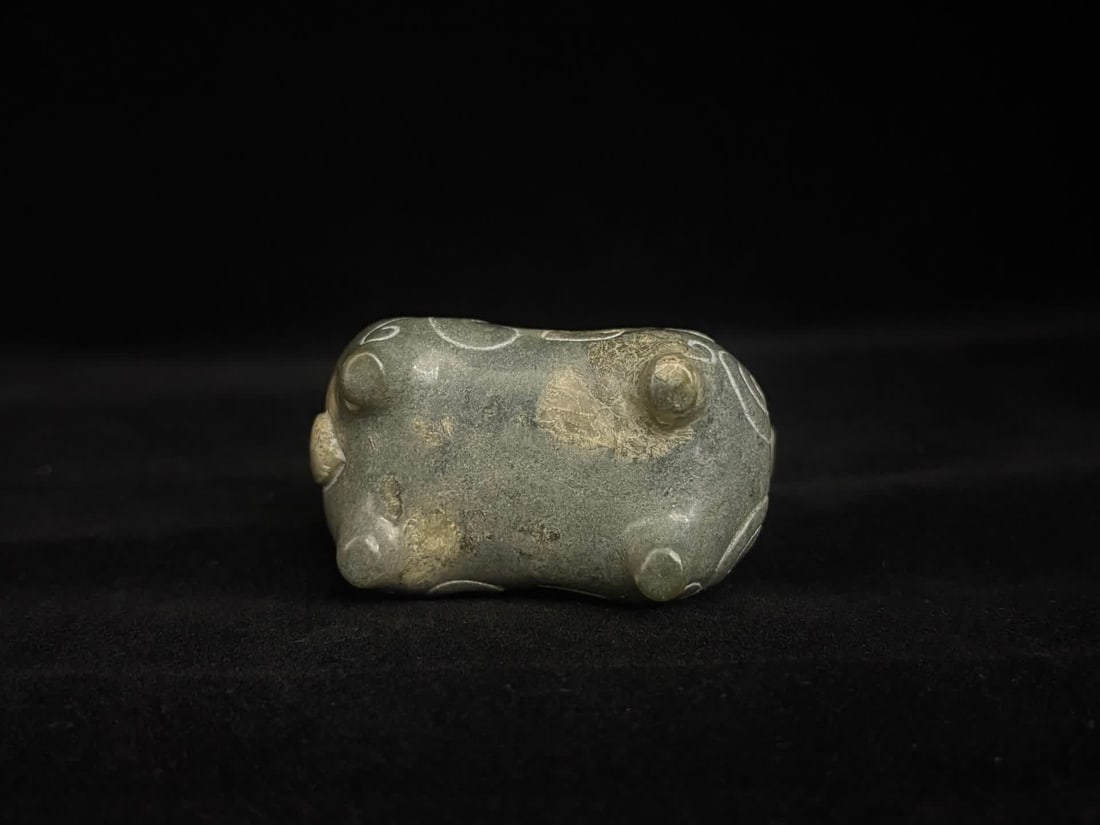 A Han Dynasty jade sheep - 5