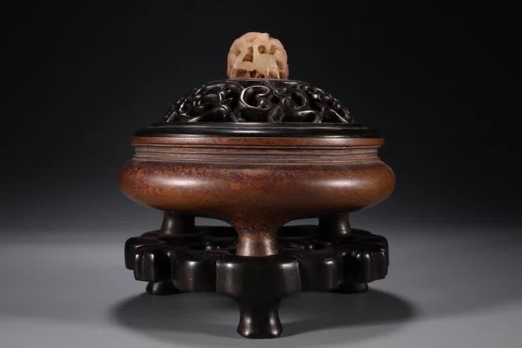 A Qing Dynasty copper tire aroma diffuser - 6