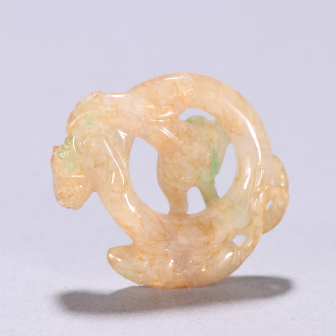A Qing Dynasty jade dragon pattern carving - 5