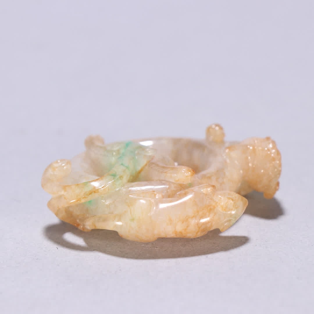 A Qing Dynasty jade dragon pattern carving - 8