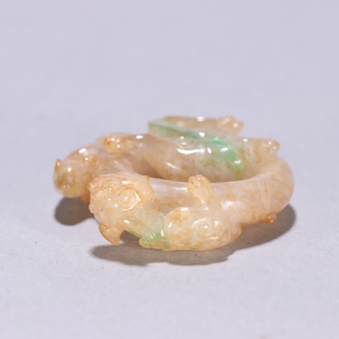 A Qing Dynasty jade dragon pattern carving - 9