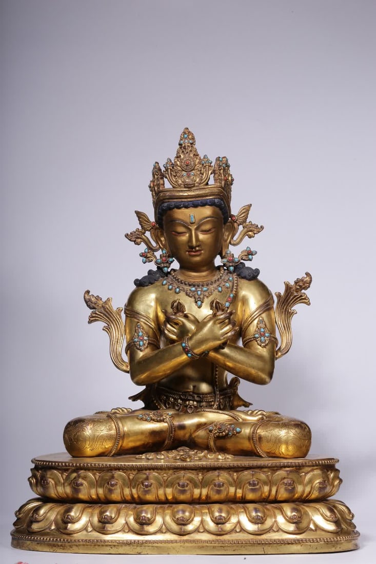 A seated statue of the Qing Dynasty copper-gilt inlaid turquoise Vajra: Qing Dynasty copper gilt inlaid turquoise Vajra seated statue SIZE: H:48cm L:39cm W:28cm W:13.1kg (The Dimensions Of All Batches Are Manually Measured.If You Need More Detailed Information, Please