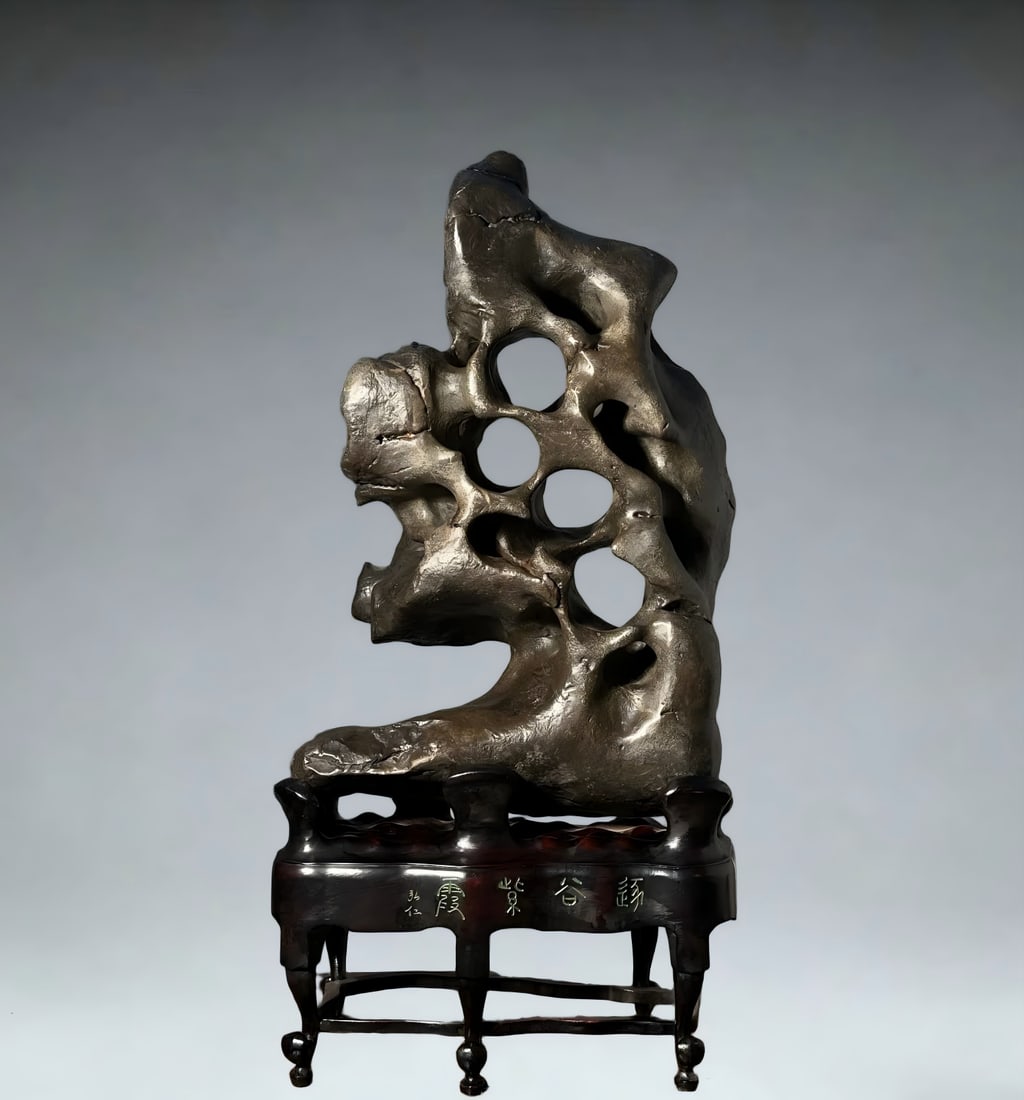 A Qing Dynasty Taihu Shishanzi study ornament: Qing Dynasty Taihu Lake Shishanzi study ornament SIZE: H:88cm W:44cm T:22cm (The Dimensions Of All Batches Are Manually Measured.If You Need More Detailed Information, Please Contact Our Customer