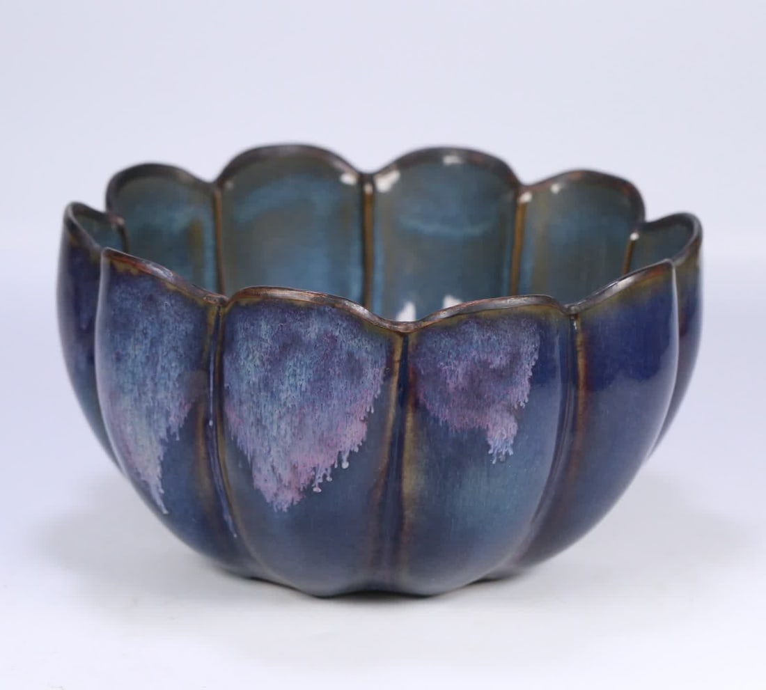 A Song Dynasty Jun kiln rose purple glaze wrapped in silver-edged lotus bowl (1 of 9)