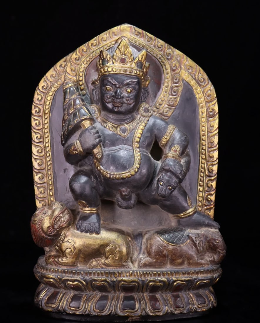 A Qing Dynasty black stone painted engraved gilded treasure king: Qing Dynasty black stone painted engraved gilt treasure king SIZE: 30x19cm (The Dimensions Of All Batches Are Manually Measured.If You Need More Detailed Information, Please Contact Our Customer Servi