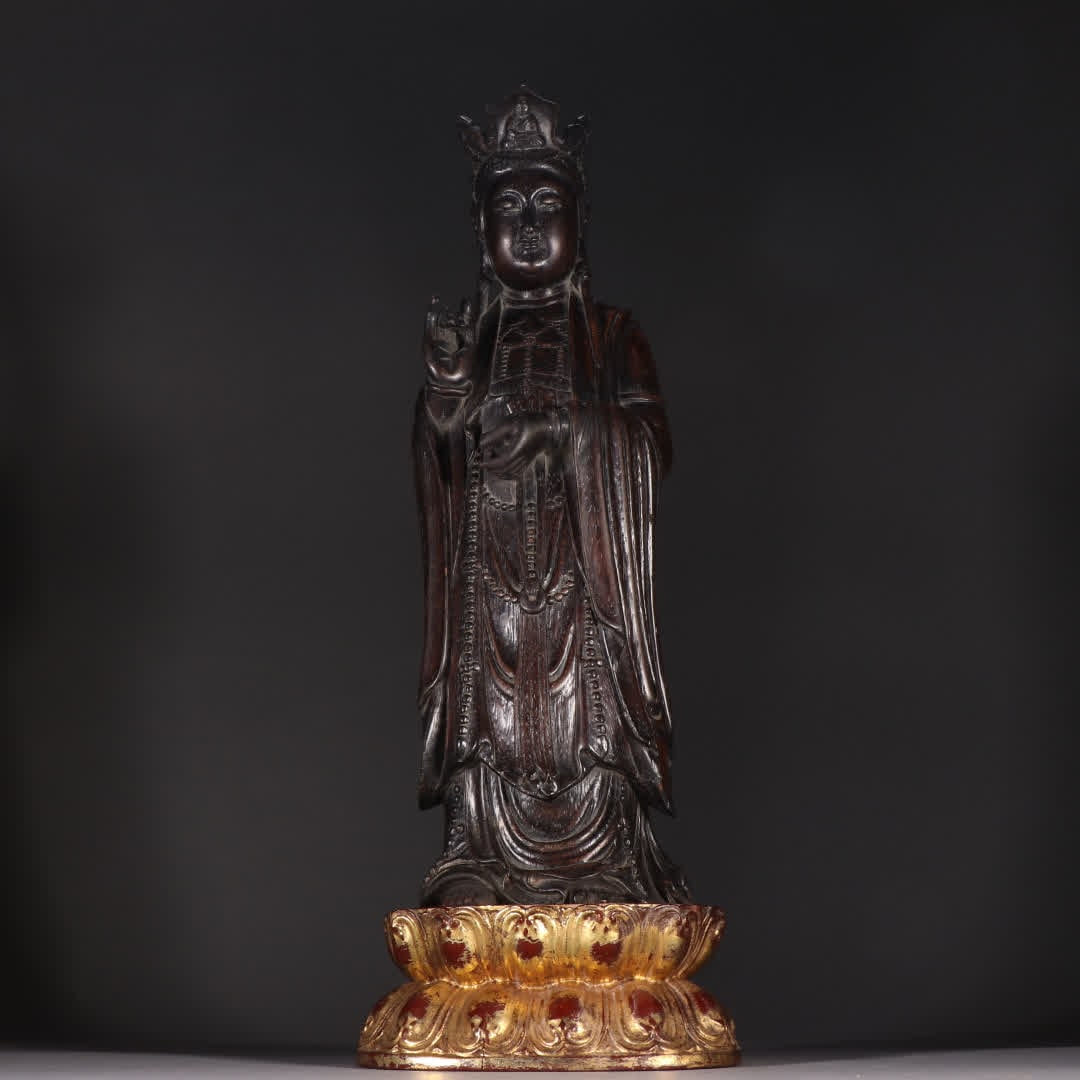 A standing statue of Guanyin Bodhisattva in the Qing Dynasty: Qing Dynasty agarwood Guanyin Bodhisattva statue SIZE: H:41.5cm W:14.3cm W:965.6g (The Dimensions Of All Batches Are Manually Measured.If You Need More Detailed Information, Please Contact Our Custome