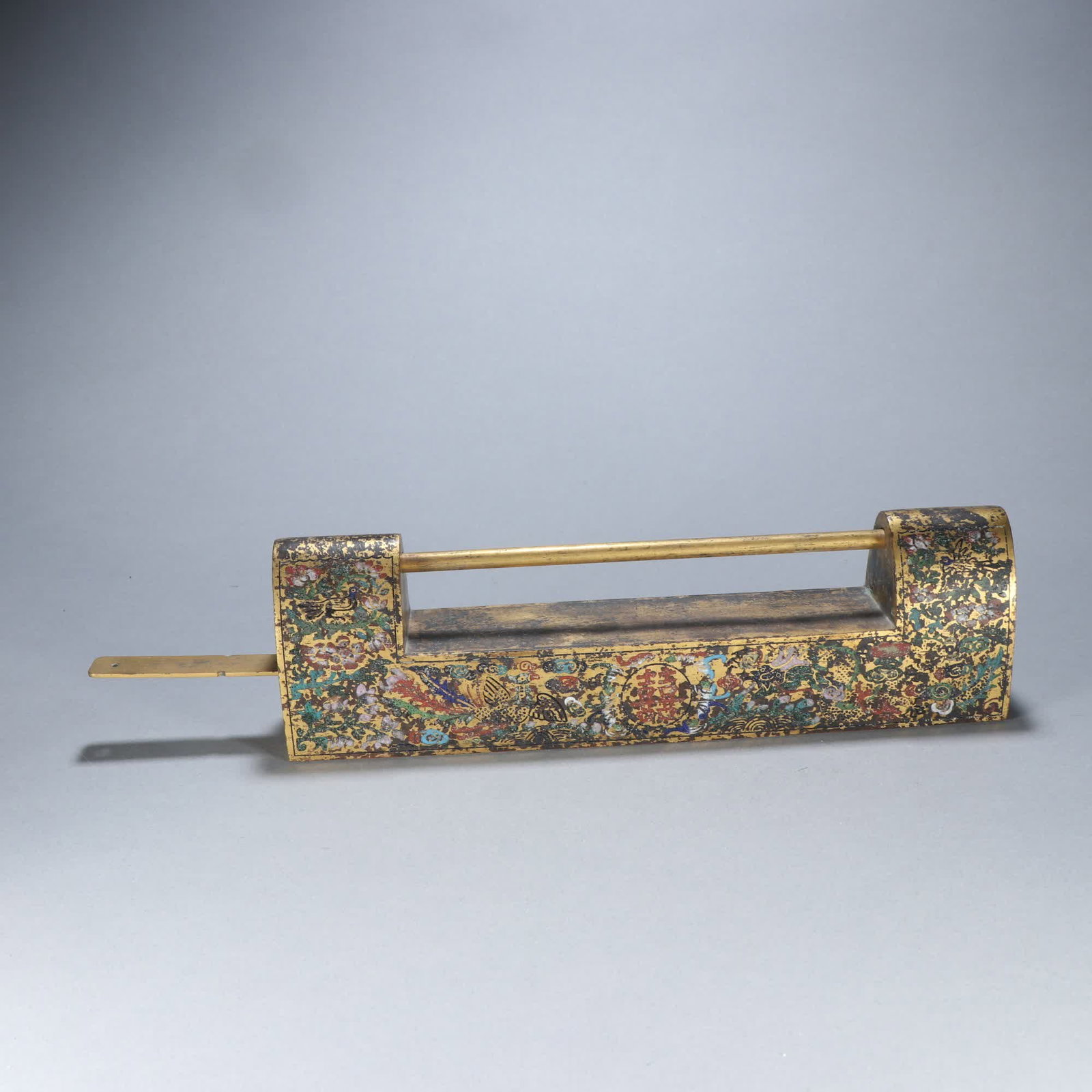 A Qing Dynasty copper gilt painting enamel double happiness pattern rectangular lock: Qing Dynasty copper gilt painting enamel double happiness pattern rectangular lock SIZE: H:7.5cm W:33.2cm W:1134.3g (The Dimensions Of All Batches Are Manually Measured.If You Need More Detailed Infor