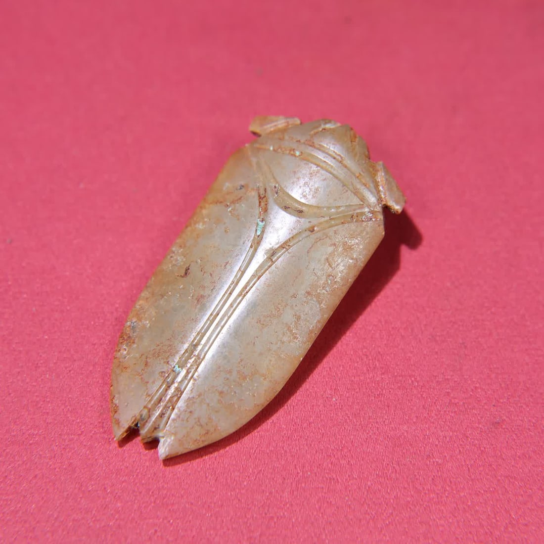 A Han Dynasty jade cicada - 4