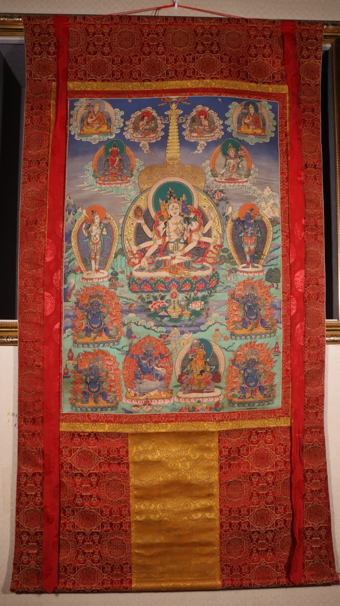 A thangka of the Qing Dynasty (1 of 9)