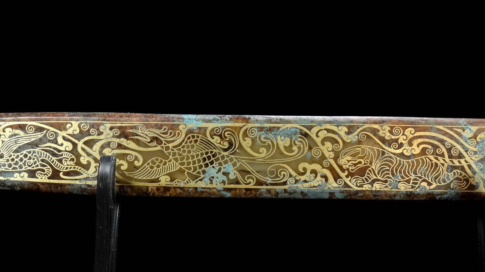 A Han Dynasty jade sword - 7
