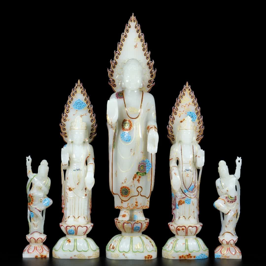A set of Han Dynasty jade Buddhas: A set of Han Dynasty jade Buddhas SIZE: L: 7cm W: 6cm H: 35cm L: 5cm W: 4.3cm H: 25cm L: 4cm W: 3.5cm H: 14.5cm Total W: 2884g (The Dimensions Of All Batches Are Manually Measured.If You Need More