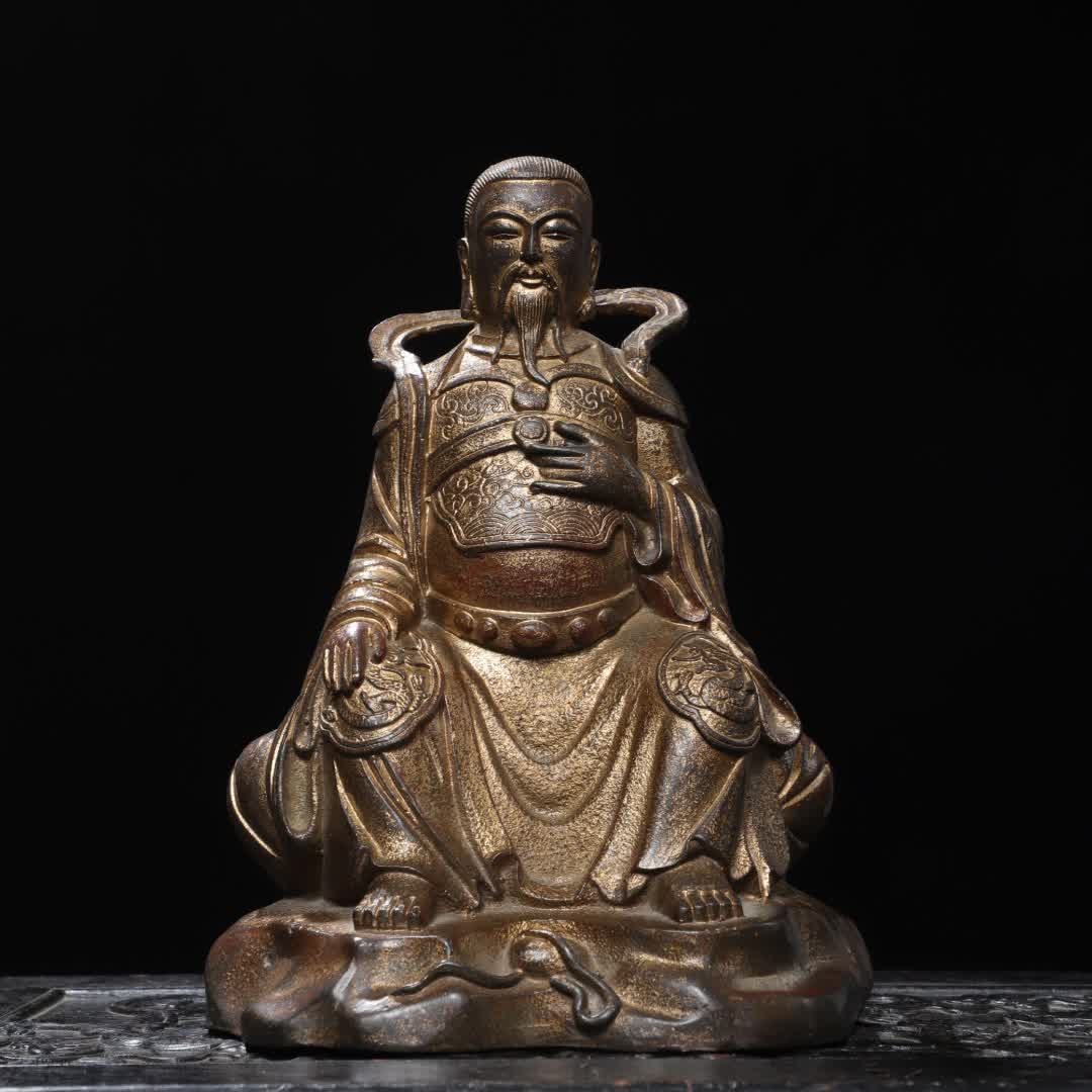A Qing Dynasty copper mud gold statue of Emperor Zhenwu (1 of 9)