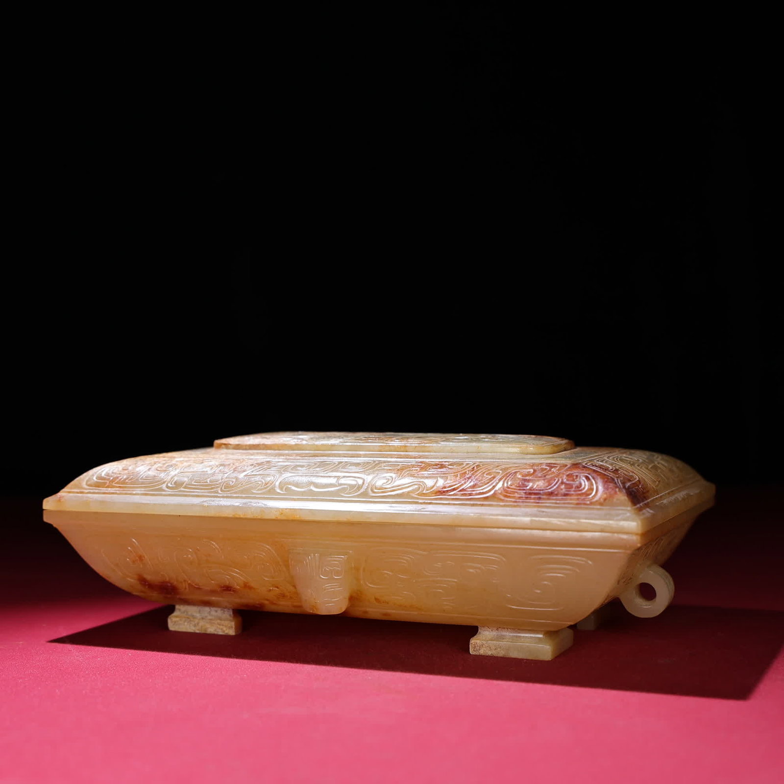 A Han Dynasty white jade square box - 3