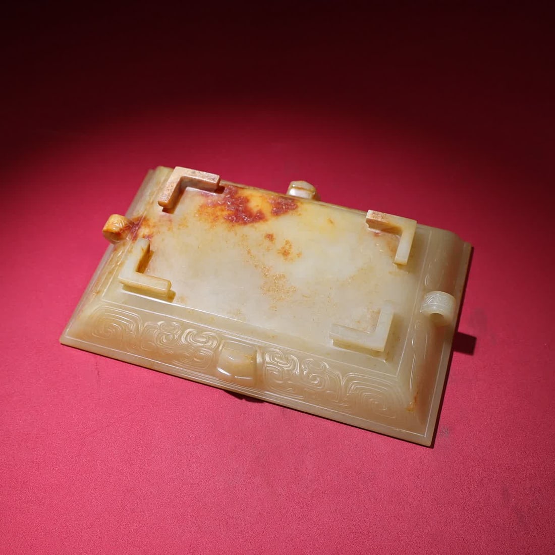 A Han Dynasty white jade square box - 8
