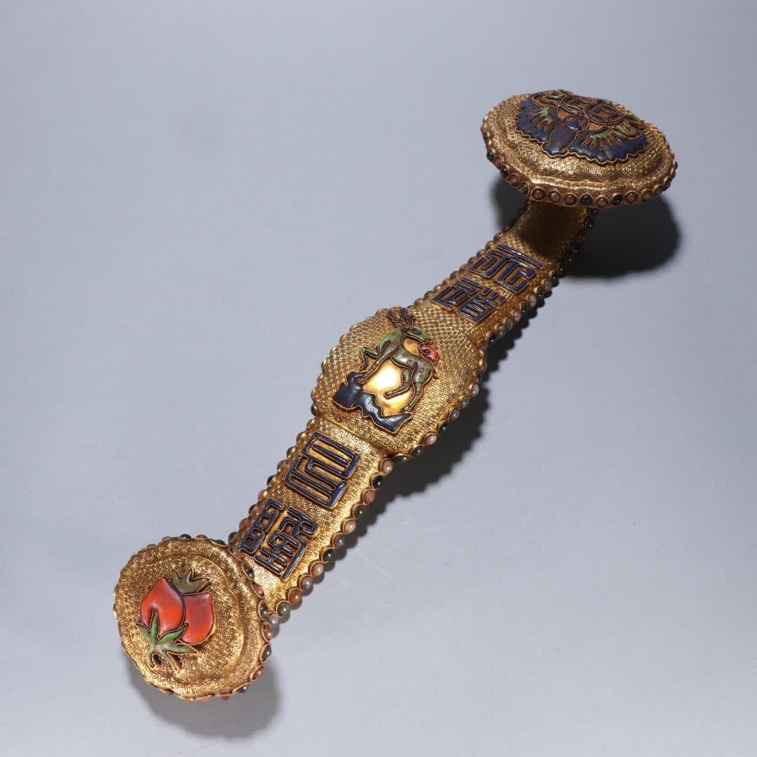 A Qing Dynasty copper gilt inlaid treasure blessing is in front of you: Qing Dynasty copper gilt inlaid treasure blessings are in front of you SIZE: L:37cm W:10.5cm W:645.1g (The Dimensions Of All Batches Are Manually Measured.If You Need More Detailed Information, Please