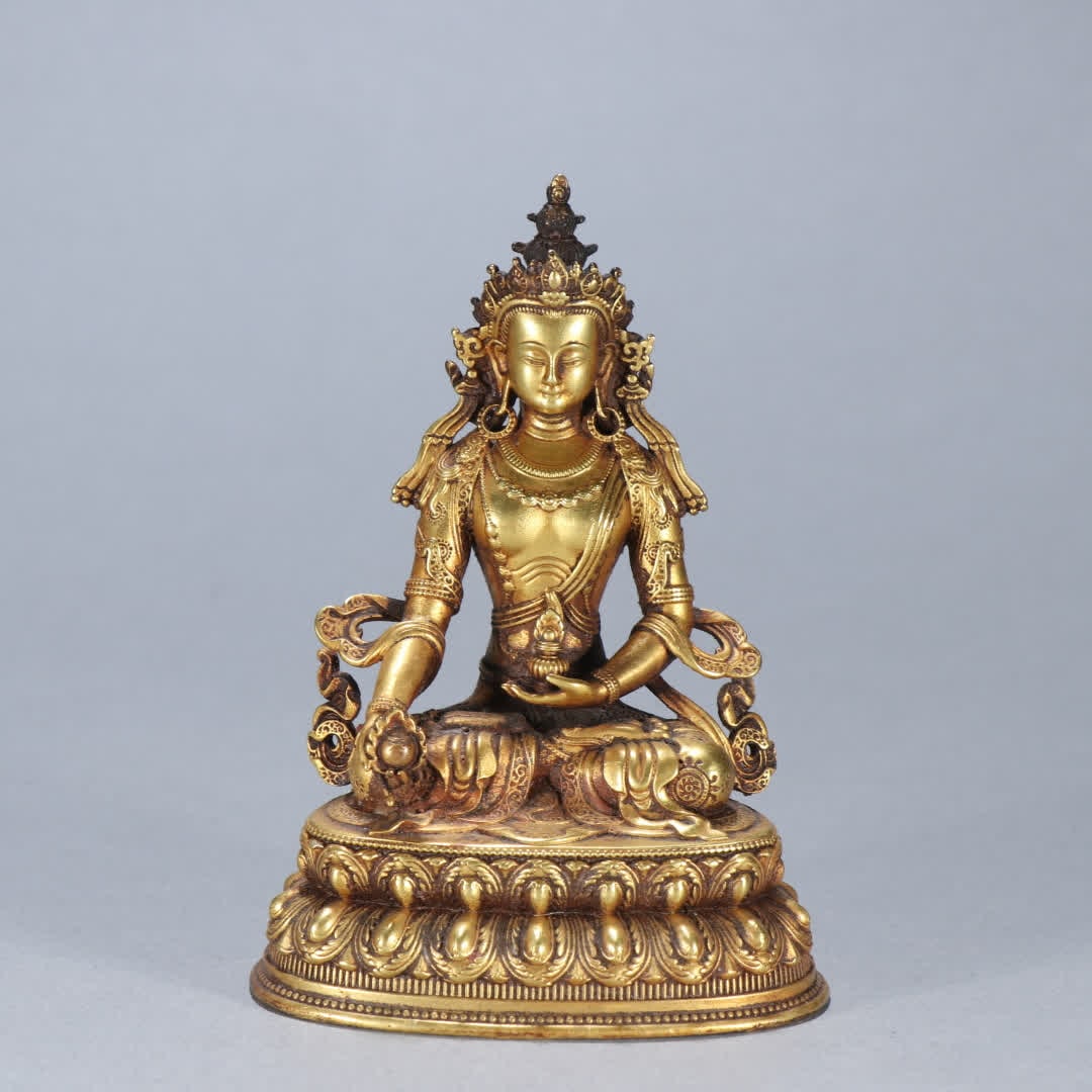 A copper-gilt Ksitigarbha Bodhisattva in the Qing Dynasty (1 of 9)