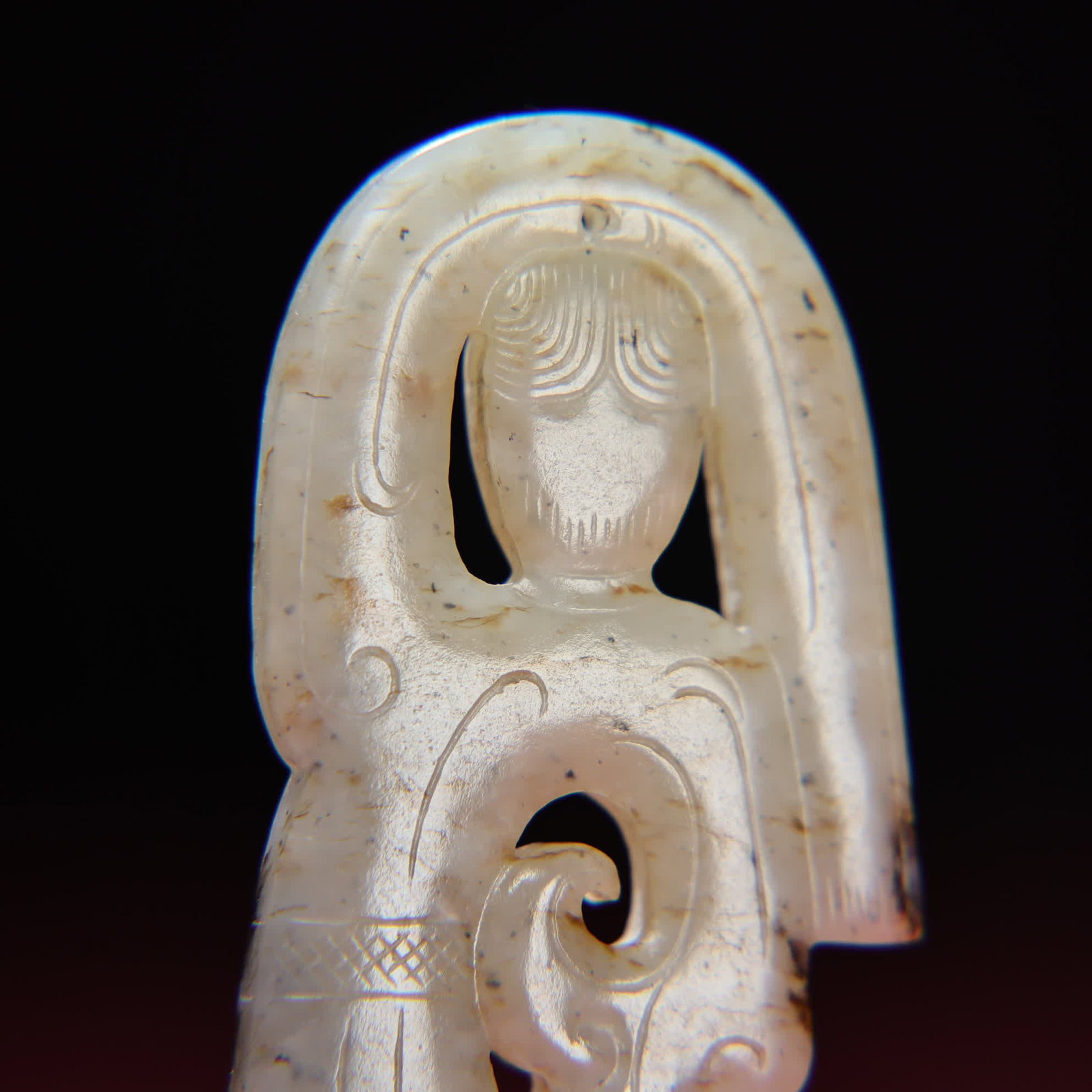 A Han Dynasty jade mercury dancer wears - 4