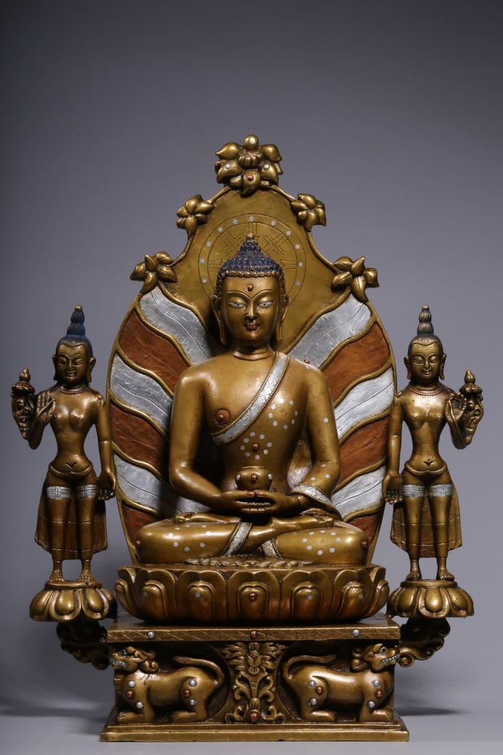 A Qing Dynasty bronze gilt silver Huayan Three Saints group statue (1 of 9)