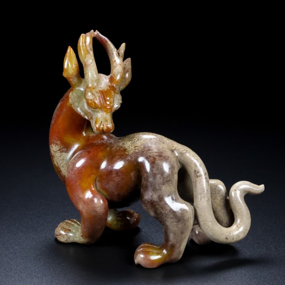 A Han Dynasty jade beast - 3