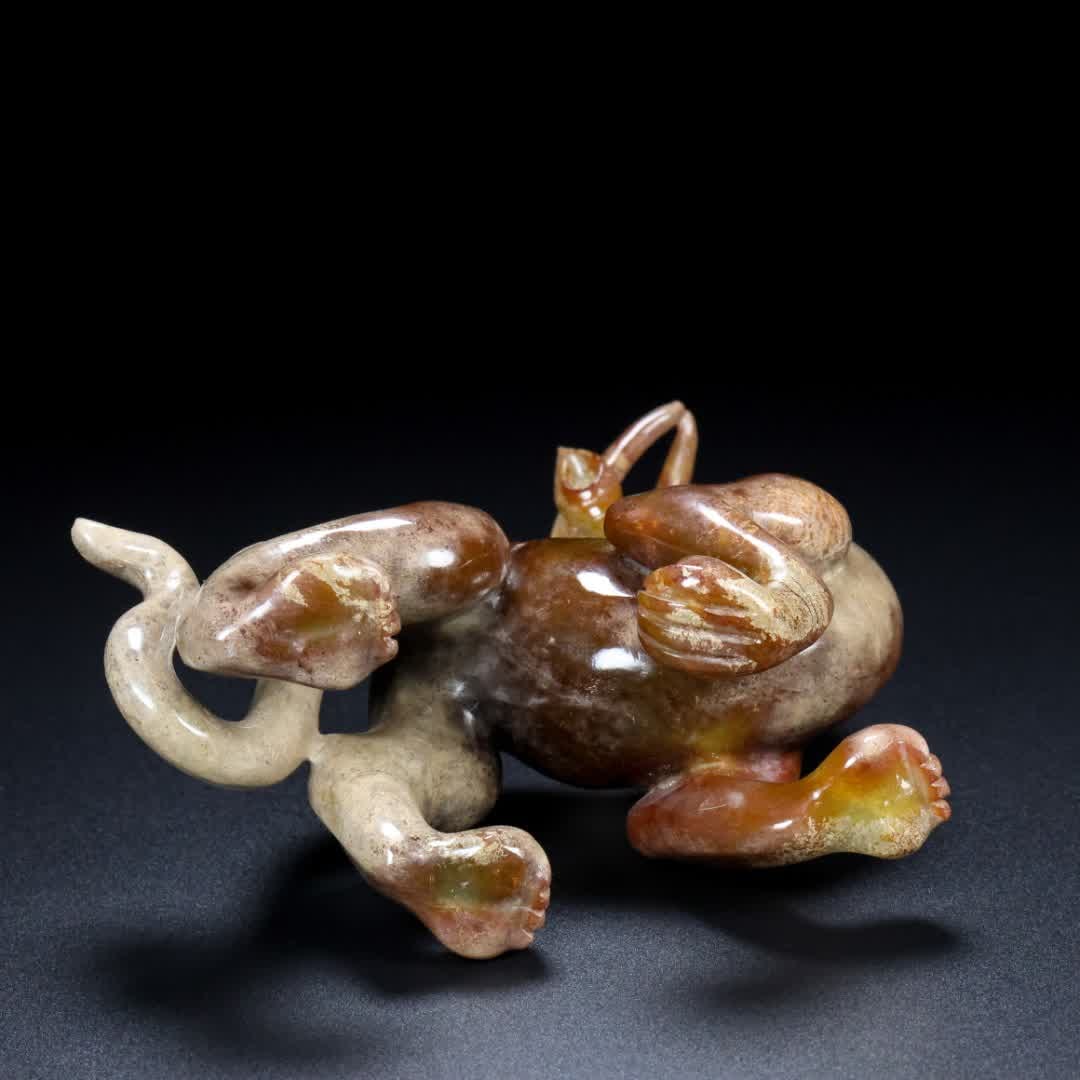 A Han Dynasty jade beast - 8