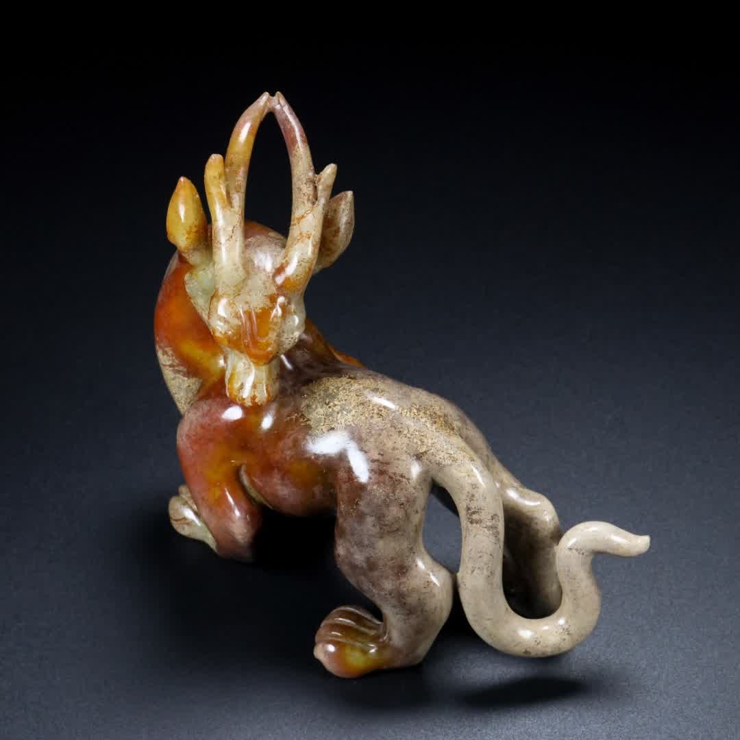 A Han Dynasty jade beast - 9