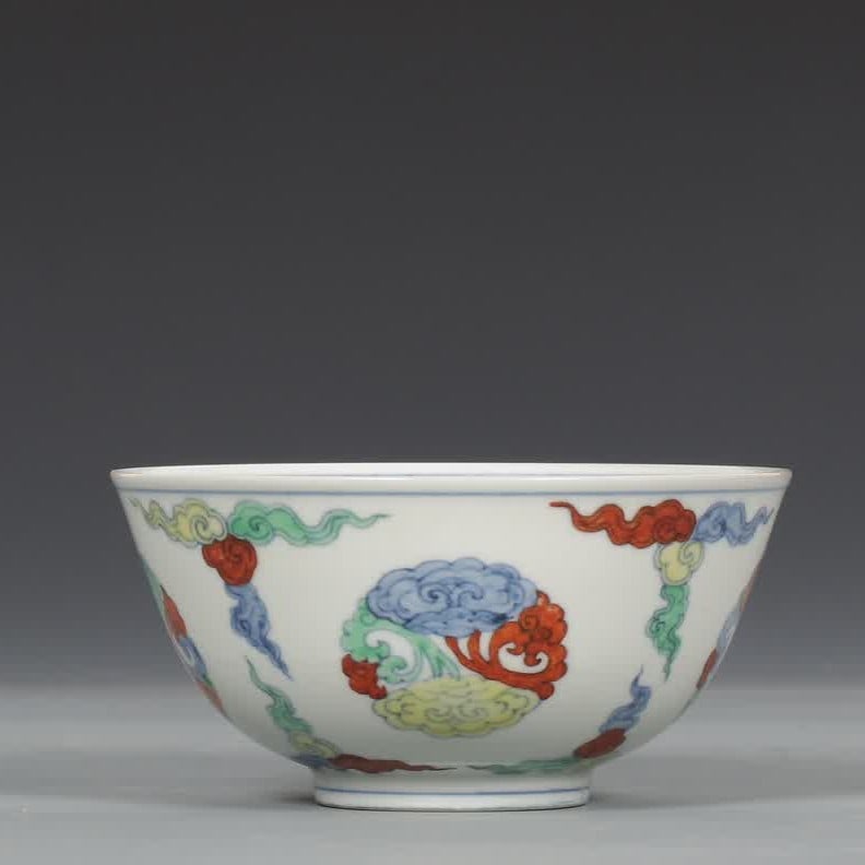 A Ming Dynasty Chenghua Doucai Ganoderma lucidum bowl: Ming Dynasty Chenghua Doucai Ganoderma lucidum tuan pattern bowl SIZE: H:7cm MouthD:14cm (The Dimensions Of All Batches Are Manually Measured.If You Need More Detailed Information, Please Contact Our