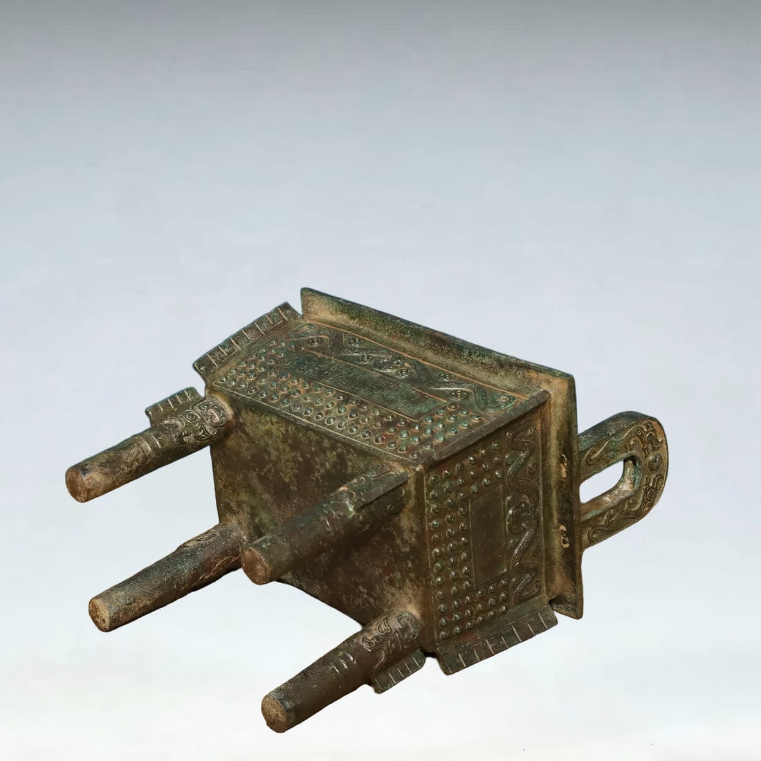 A Han Dynasty bronze square tripod - 9