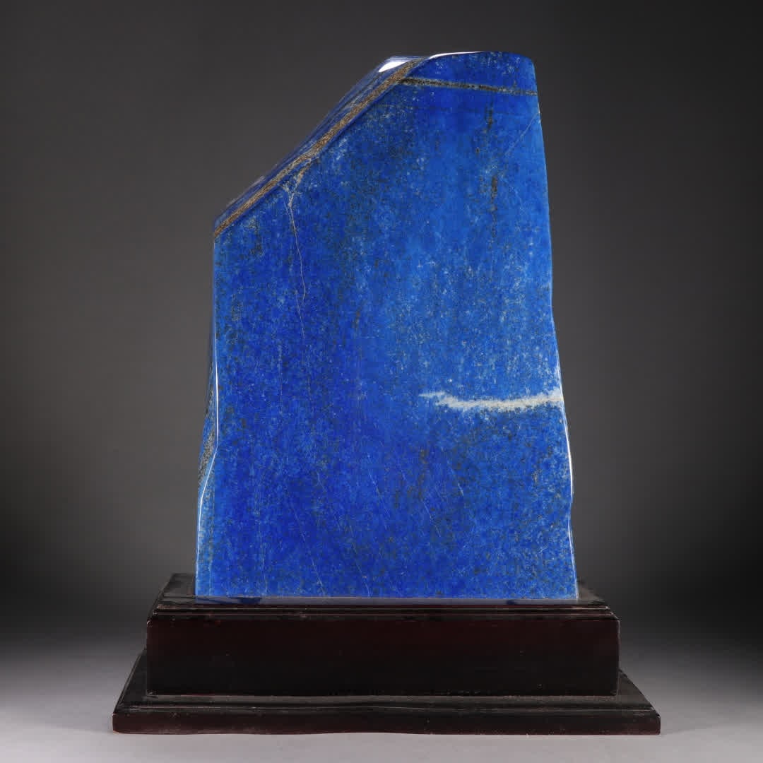 A Qing Dynasty lapis lazuli rough ornament (1 of 9)