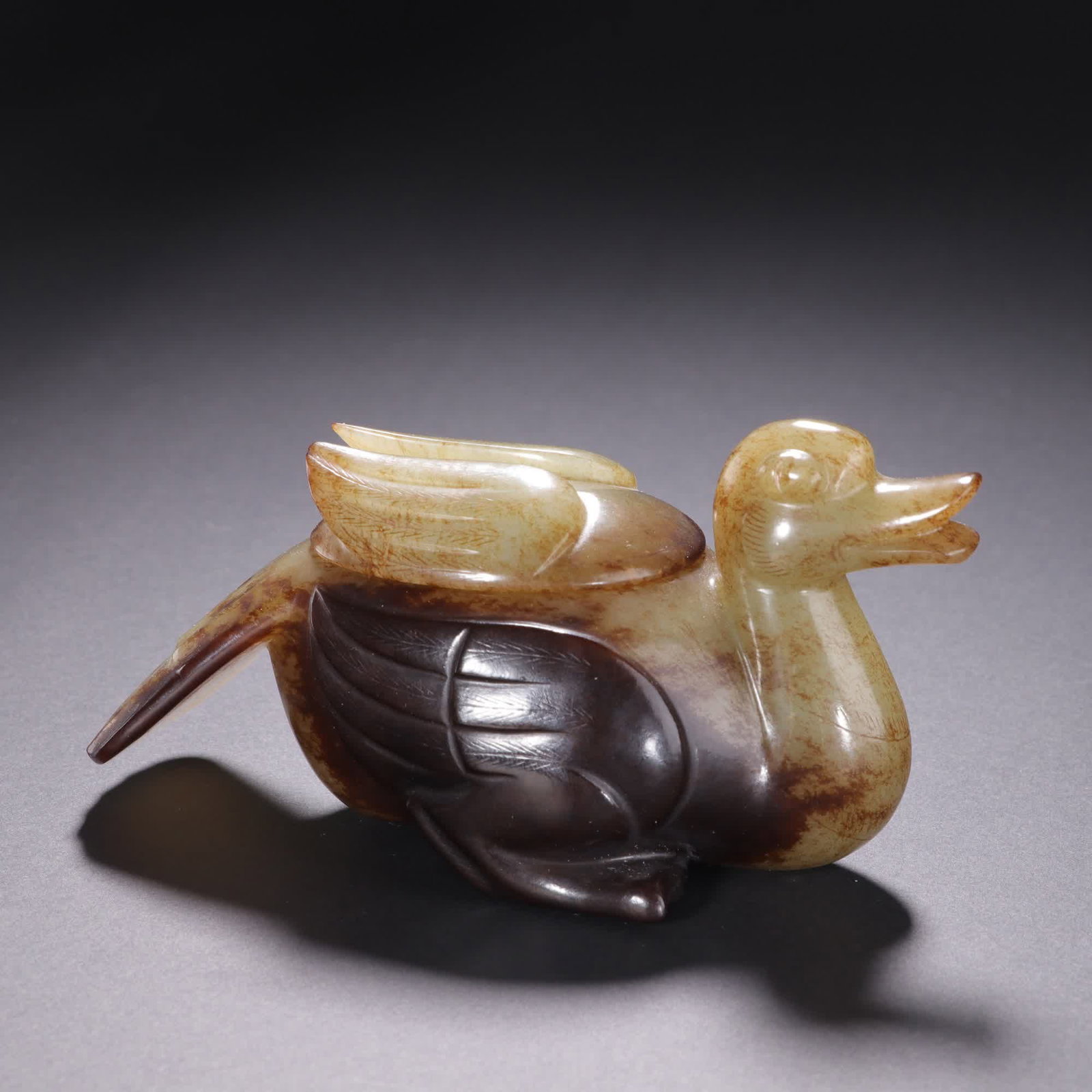 A piece of Han Dynasty Hetian jade duck aromatherapy: Han Dynasty Hetian jade duck aromatherapy SIZE: H:6cm W:11cm W:180g (The Dimensions Of All Batches Are Manually Measured.If You Need More Detailed Information, Please Contact Our Customer Service Befo