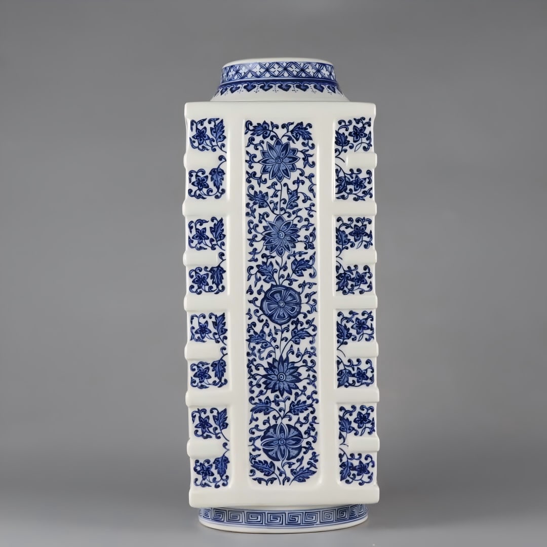 A Qing Dynasty Qianlong blue and white square statue: Qing Dynasty Qianlong blue and white square statue SIZE: H: 39.5cm Bottom diameter 14.5cm (The Dimensions Of All Batches Are Manually Measured.If You Need More Detailed Information, Please Contact Our