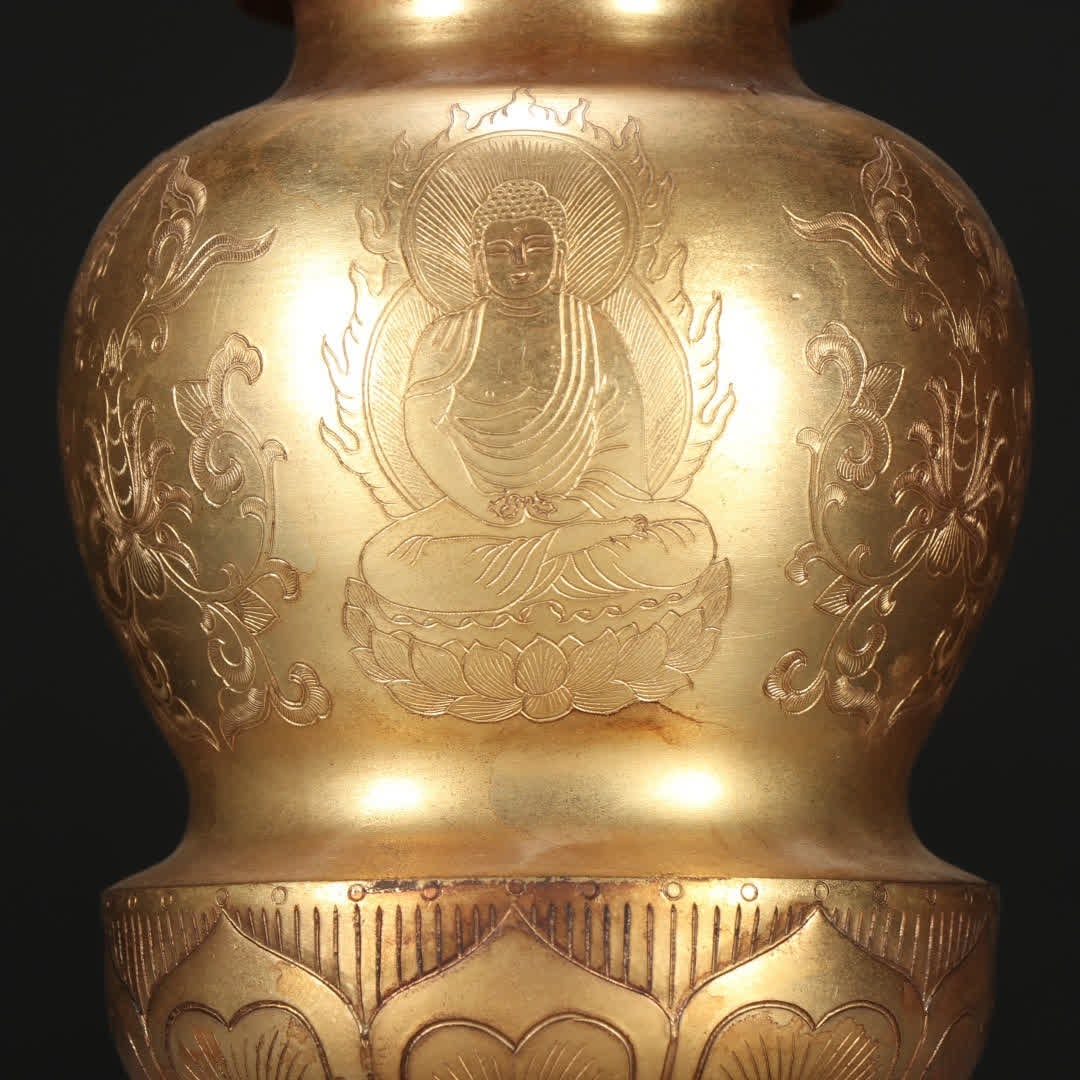 A Qing Dynasty copper gilt Buddha pattern jar - 2
