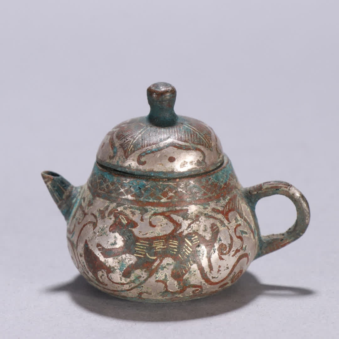 A Han Dynasty copper gold and silver beast pattern pot - 5