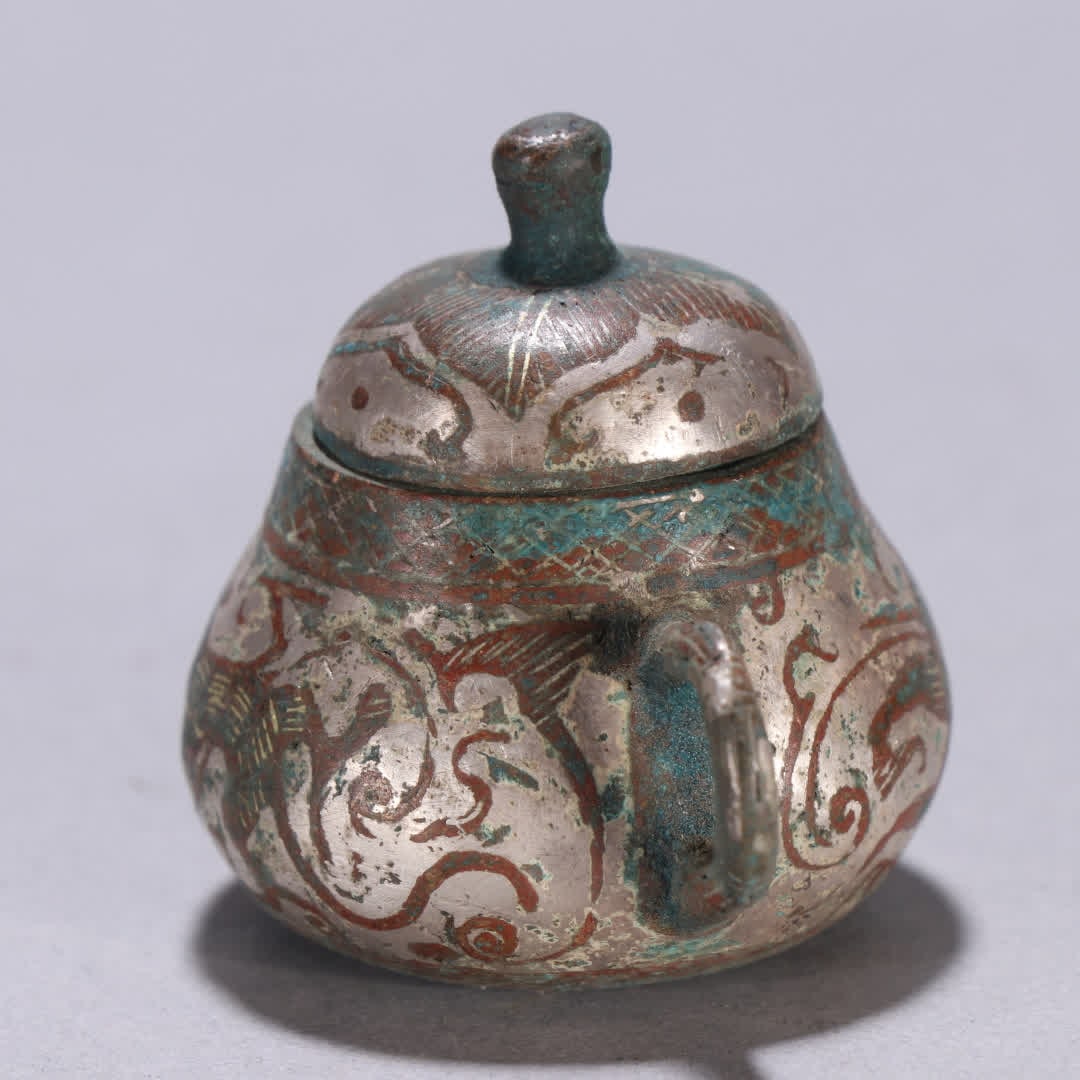A Han Dynasty copper gold and silver beast pattern pot - 7