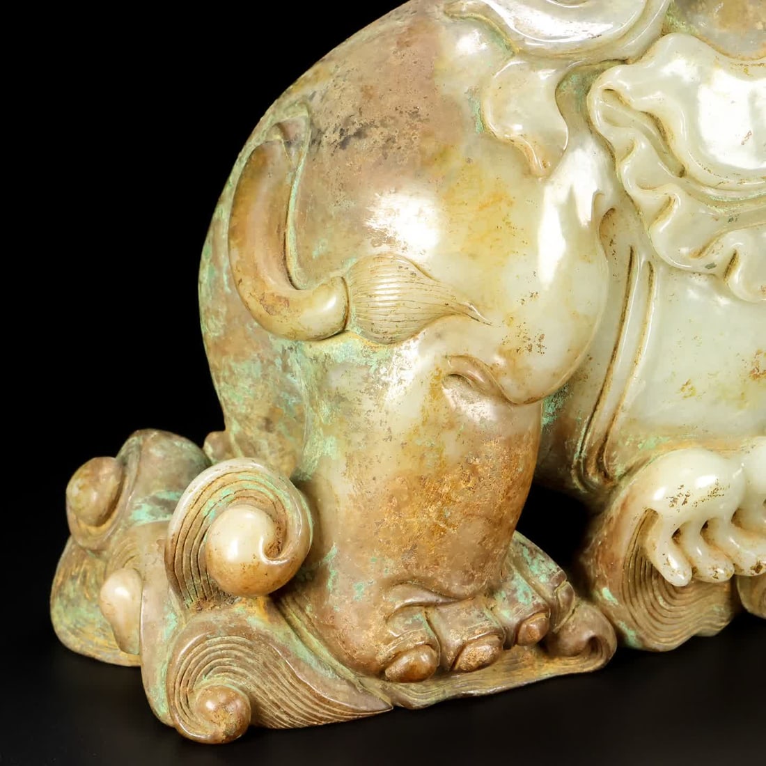 A Ming Dynasty jade elephant - 5