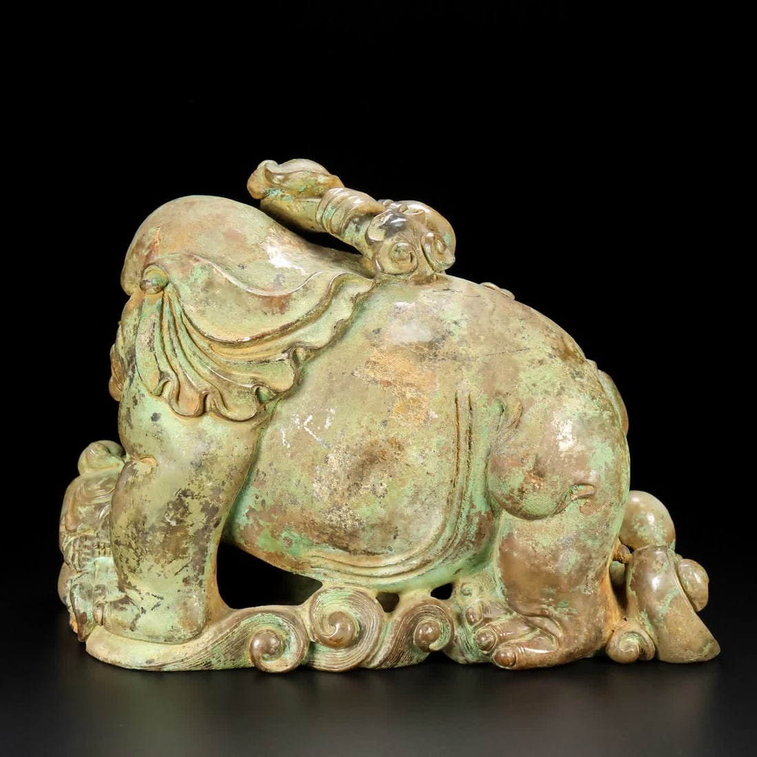 A Ming Dynasty jade elephant - 6