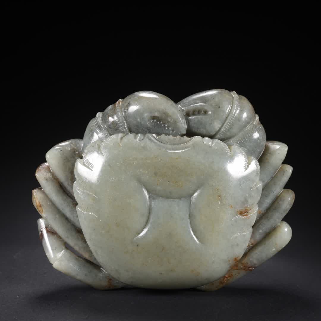 A Qing Dynasty Hetian jade blue and white seed material Bafang Laicai crab ornament: Qing Dynasty Hetian jade blue and white seed material Bafang Laicai crab ornaments SIZE: 14x11x5cm W:885g (The Dimensions Of All Batches Are Manually Measured.If You Need More Detailed Information,