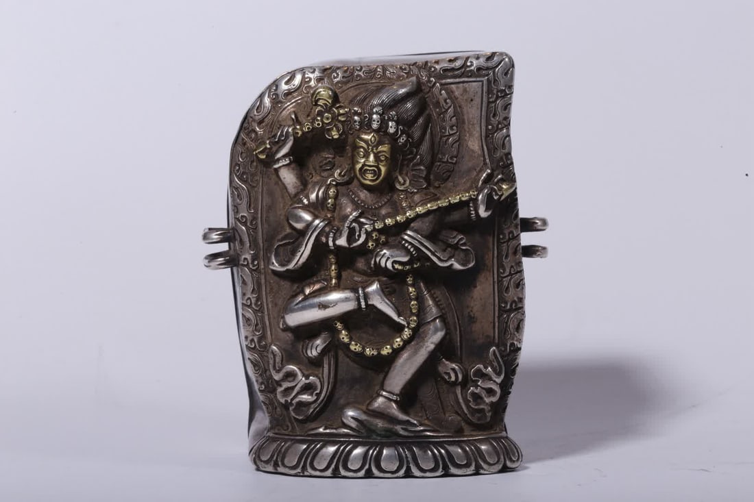A Qing Dynasty copper-gilt silver empty mother Gawu box (1 of 7)