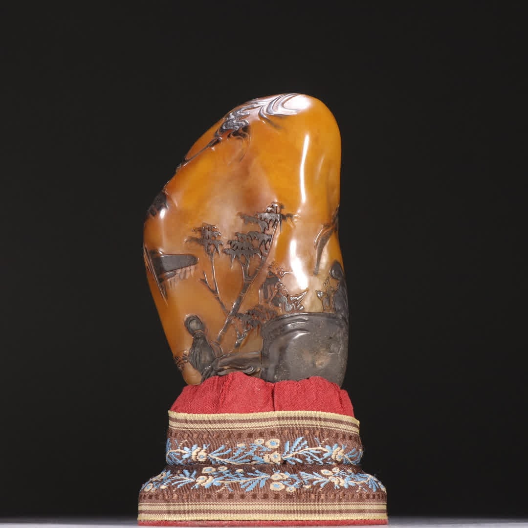 A Qing Dynasty Tian Huangshi landscape figure ornament (1 of 9)