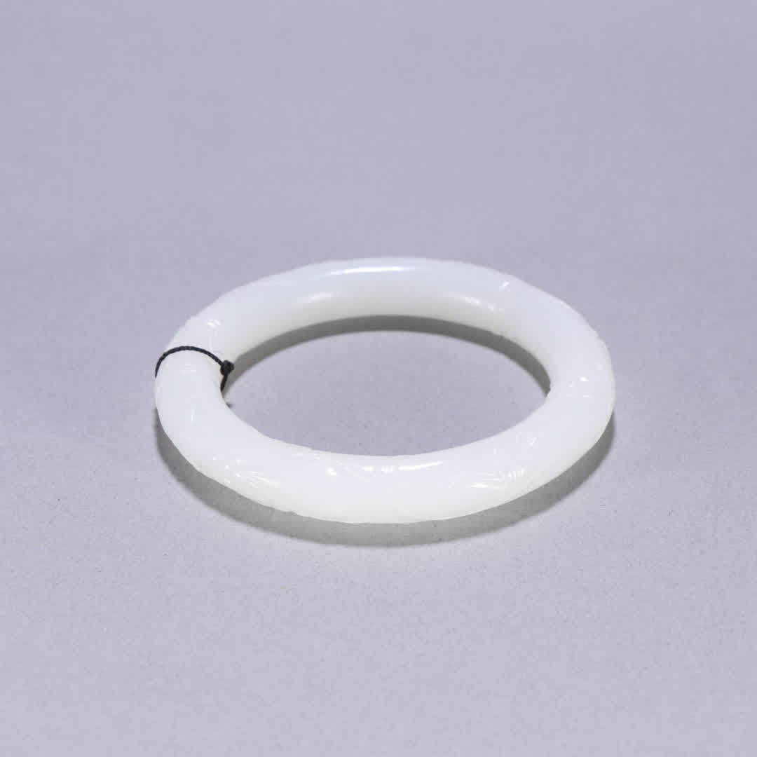 A Qing Dynasty Hetian jade Buddha hand pattern bracelet: Qing Dynasty Hetian jade Buddha hand pattern bracelet SIZE: Inner diameter 5.7cm W:1.1cm W:61.2g (The Dimensions Of All Batches Are Manually Measured.If You Need More Detailed Information, Please Cont