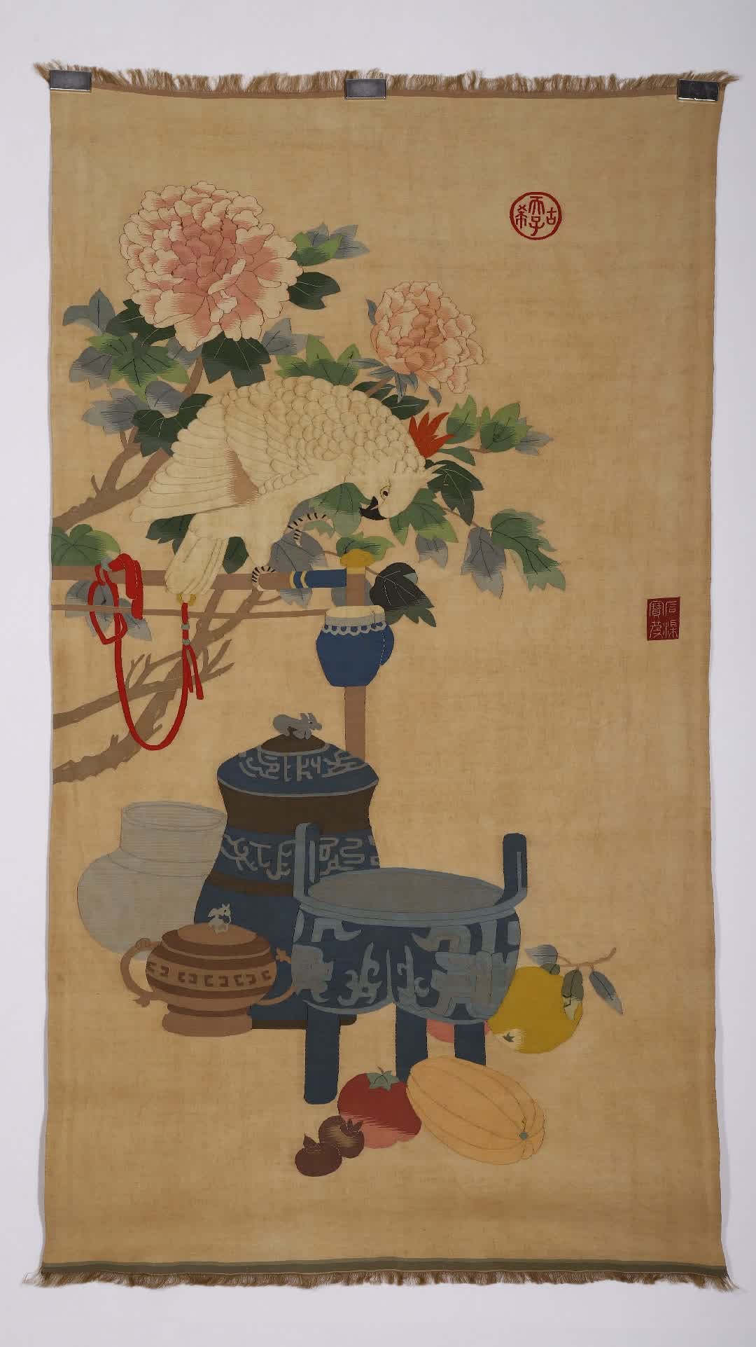 A piece of Qing Dynasty silk courtesy of the Qing Dynasty: Courtesy of the Qing Dynasty silk Qing Dynasty SIZE: L:114cm W:63cm (The Dimensions Of All Batches Are Manually Measured.If You Need More Detailed Information, Please Contact Our Customer Service Befo
