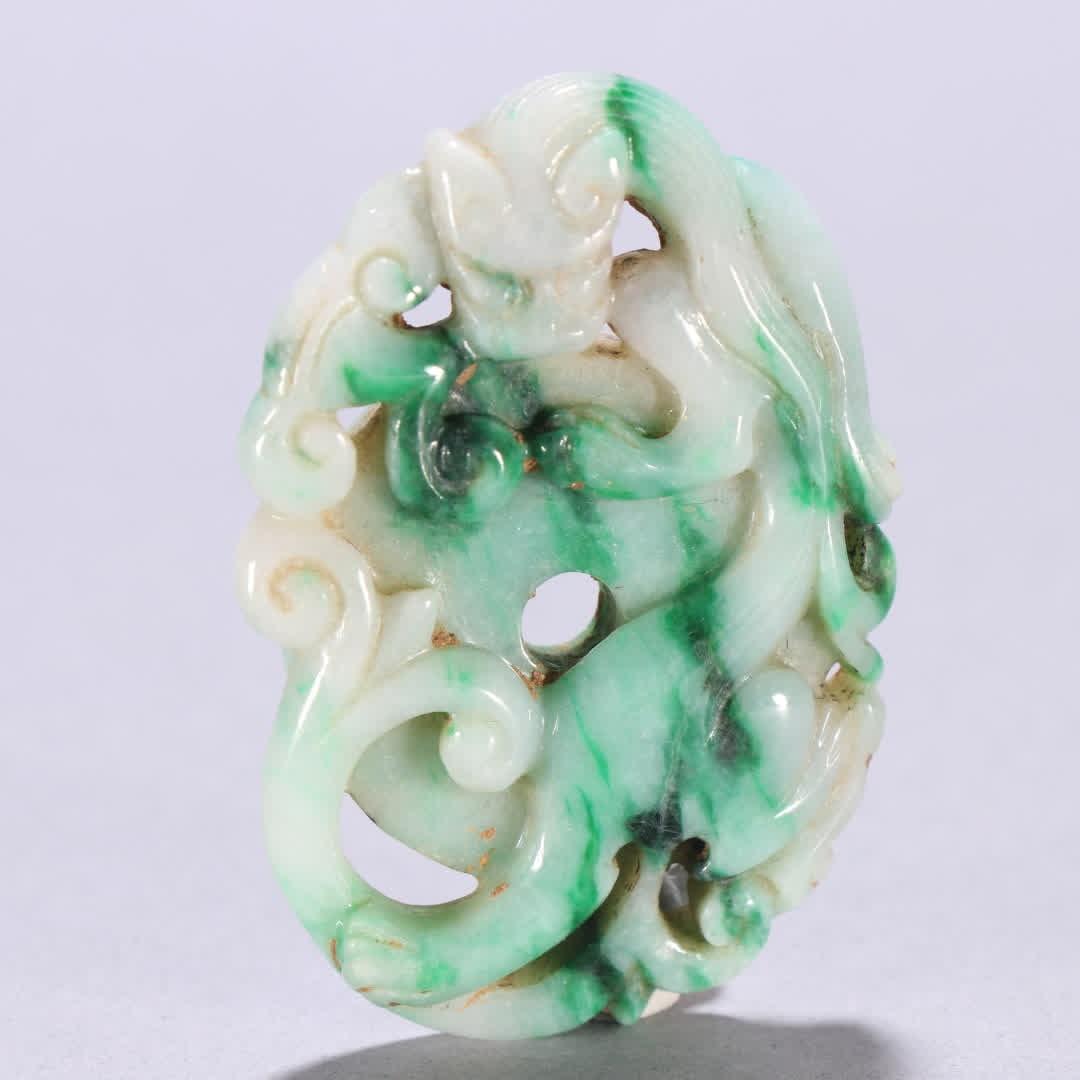 A Qing Dynasty jade dragon pattern pendant - 2