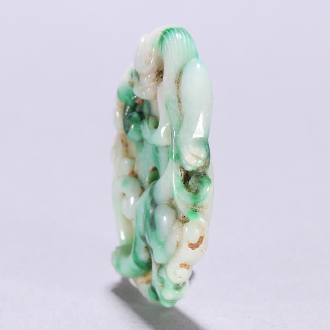 A Qing Dynasty jade dragon pattern pendant - 4