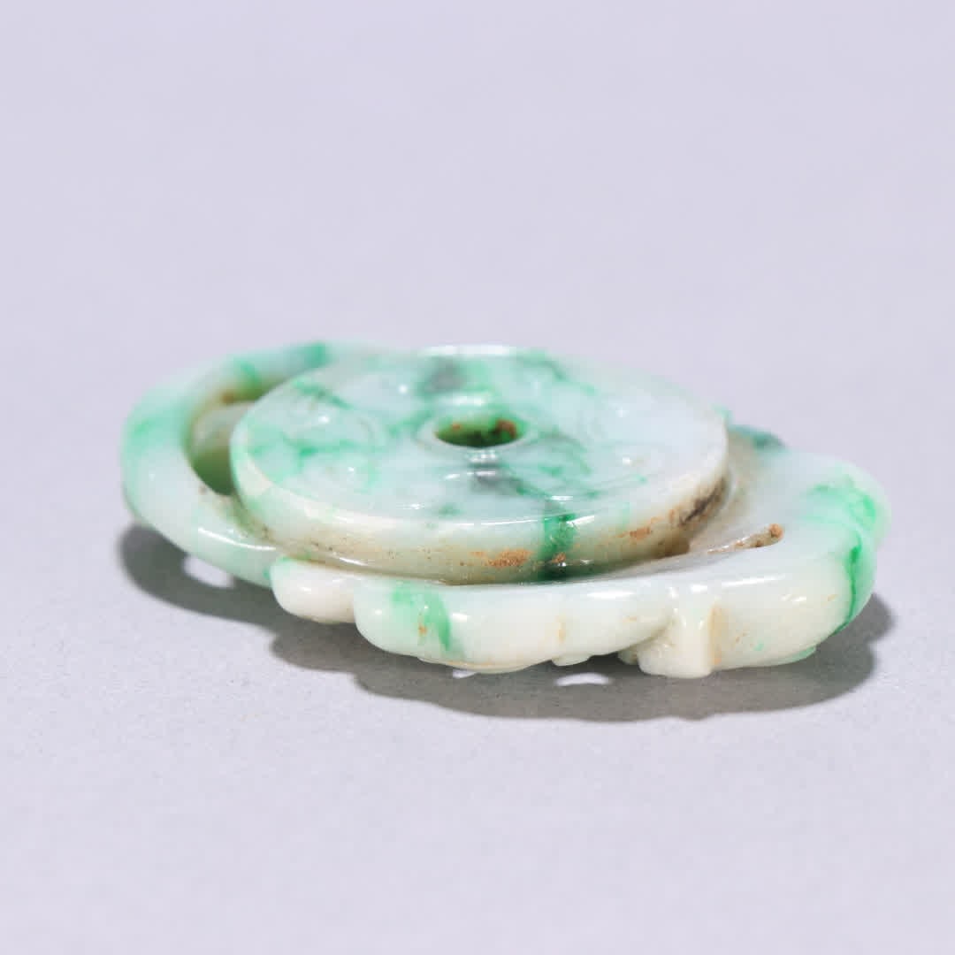 A Qing Dynasty jade dragon pattern pendant - 9