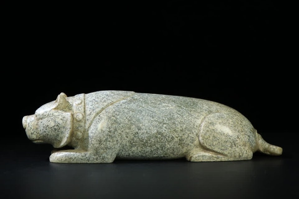 A Han Dynasty jade beast (1 of 9)