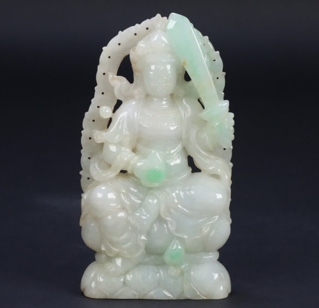A carving of the late Qing Dynasty jade Manjushri Bodhisattva: Late Qing Dynasty Jade Manjushri Bodhisattva carving SIZE: 10.7x5.72x1.67cm W:184.9g (The Dimensions Of All Batches Are Manually Measured.If You Need More Detailed Information, Please Contact Our Cust