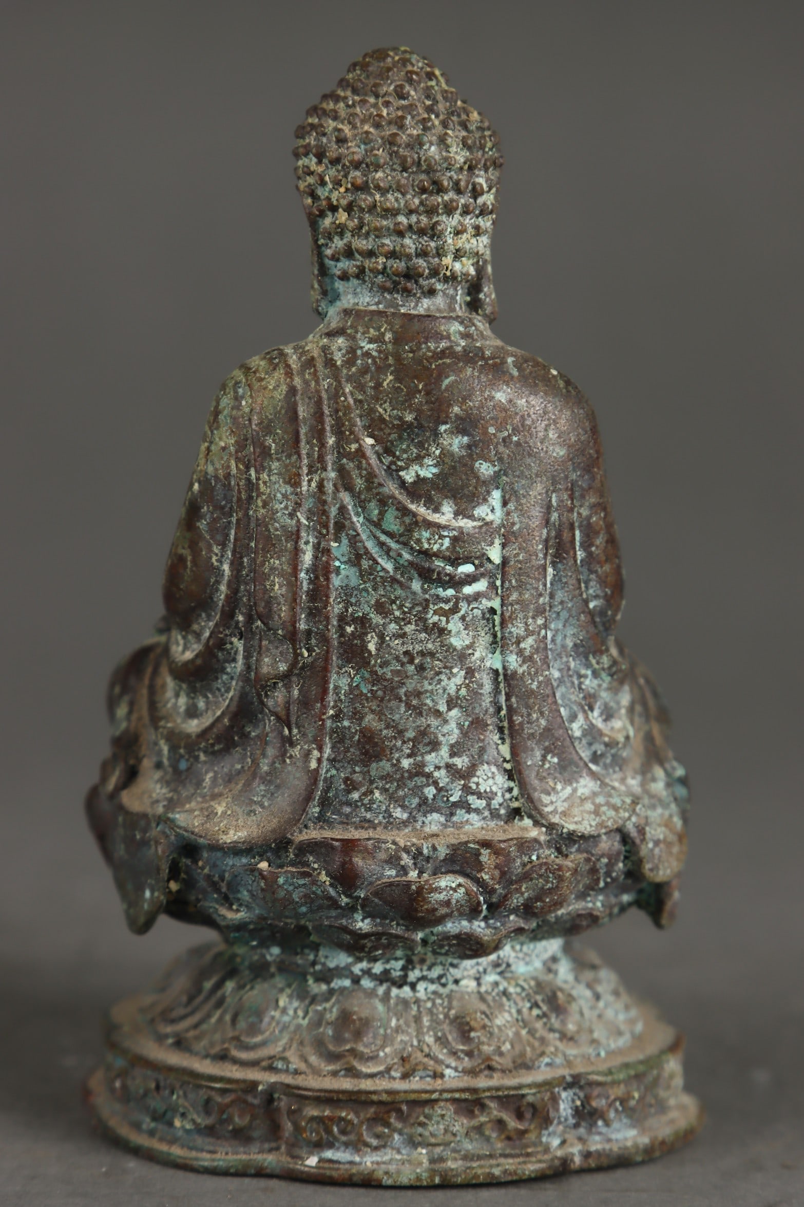 An Exquisite Bronze Buddha Statue - 4