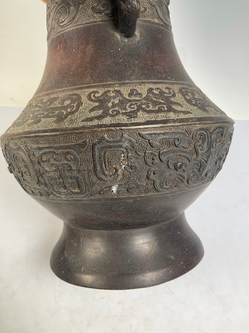 An Exquisite Bronze Beast-Face Pattern Double-Ears Vase - 5