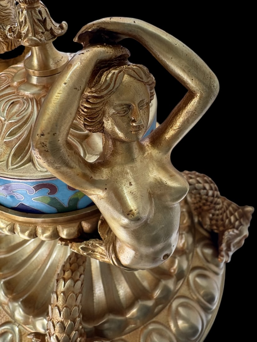 An Exquisite Gilt Bronze ainted Enamel Figure Pattern Clock - 6